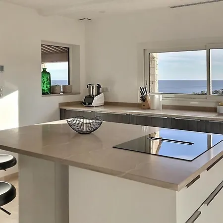 Soleada Sea View Heated Pool Beaches